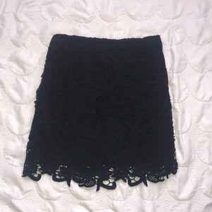 Lace mini skirt